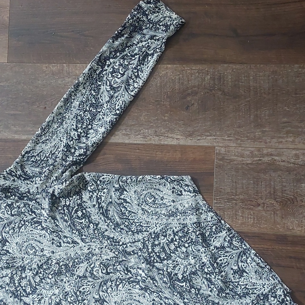 Zara blouse - Picture 4 of 9